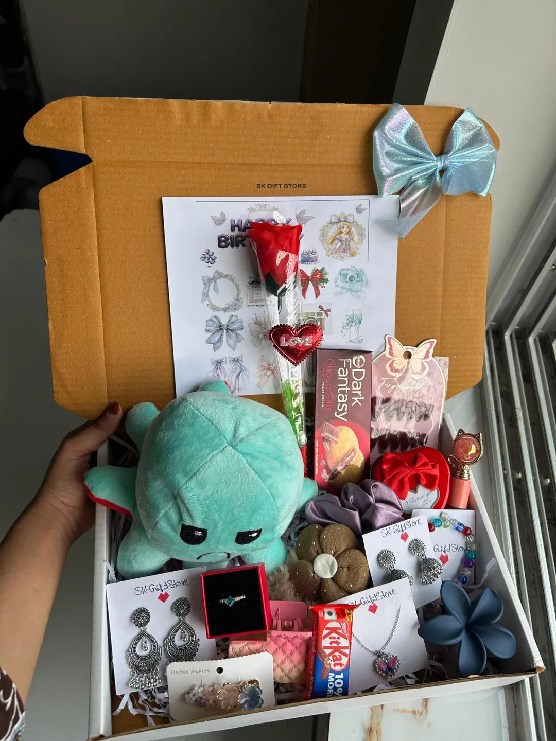 18 Gift Hamper❤️‍🩹