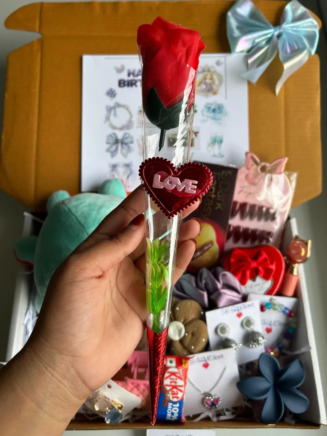 18 Gift Hamper❤️‍🩹
