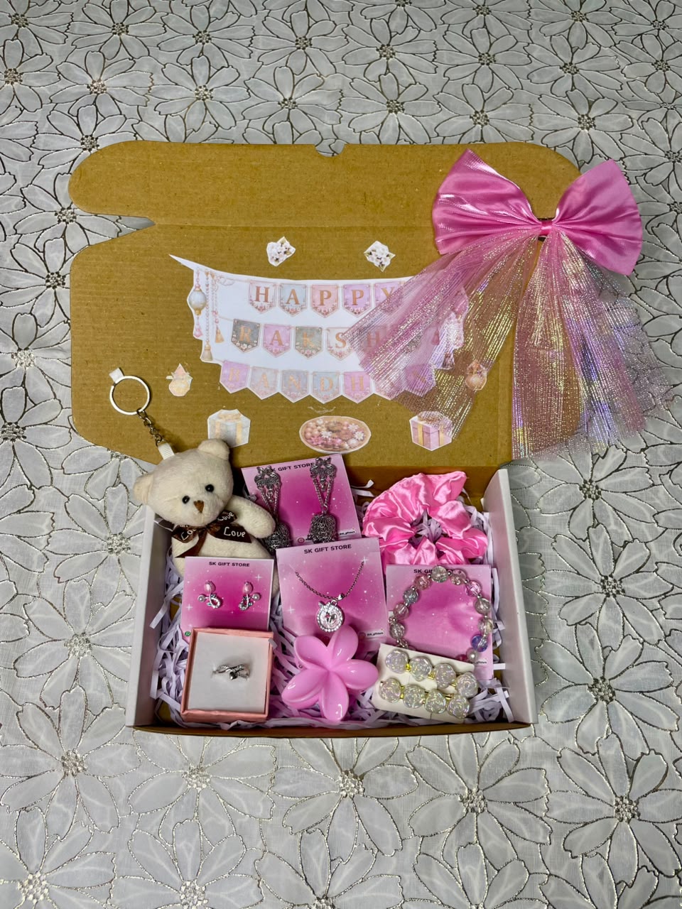 { Rakshabandhan} hamper for your sister 🪞✨