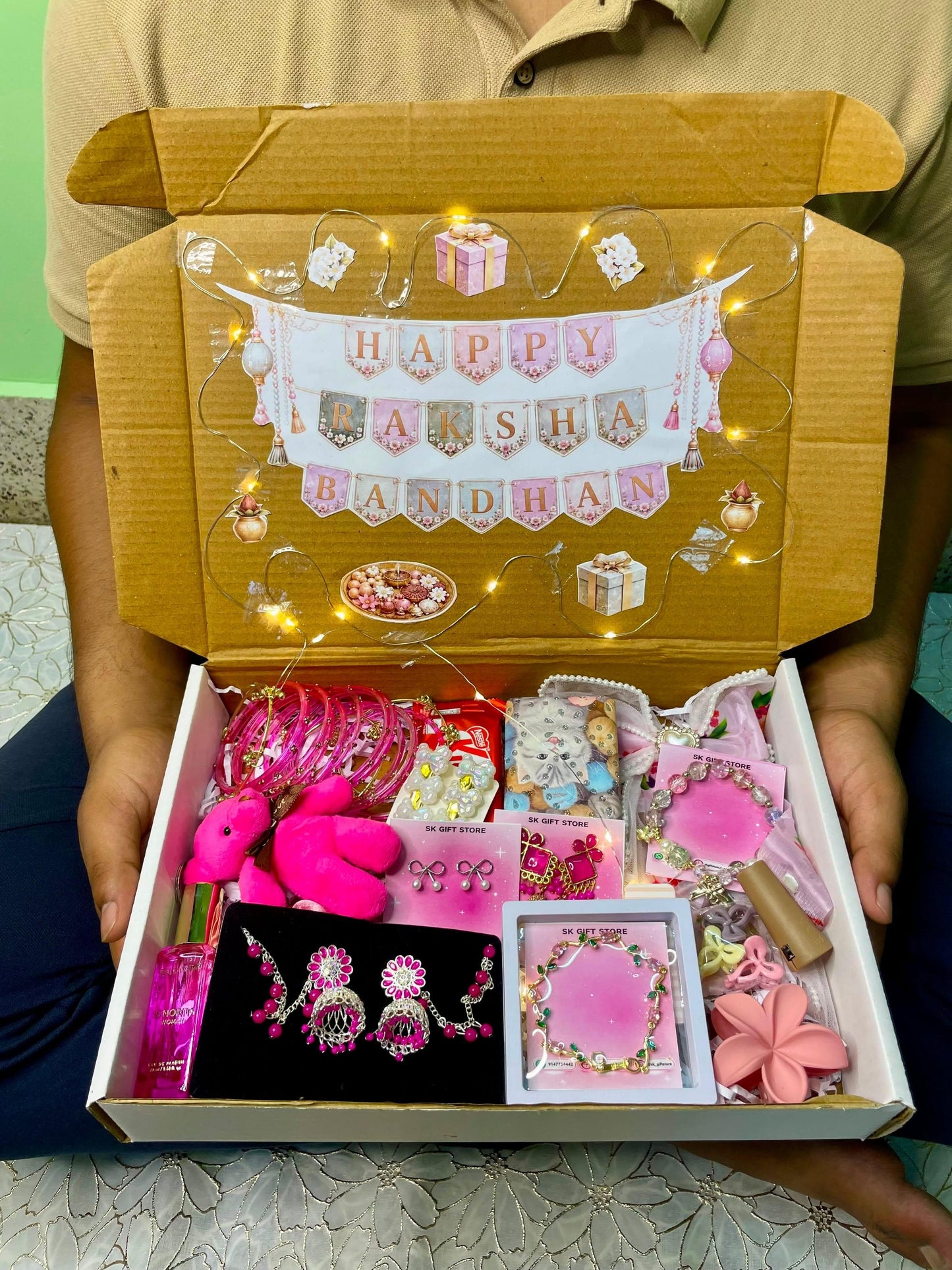 { Raksha Bandhan } Pink premium hamper ✨🪞🩷