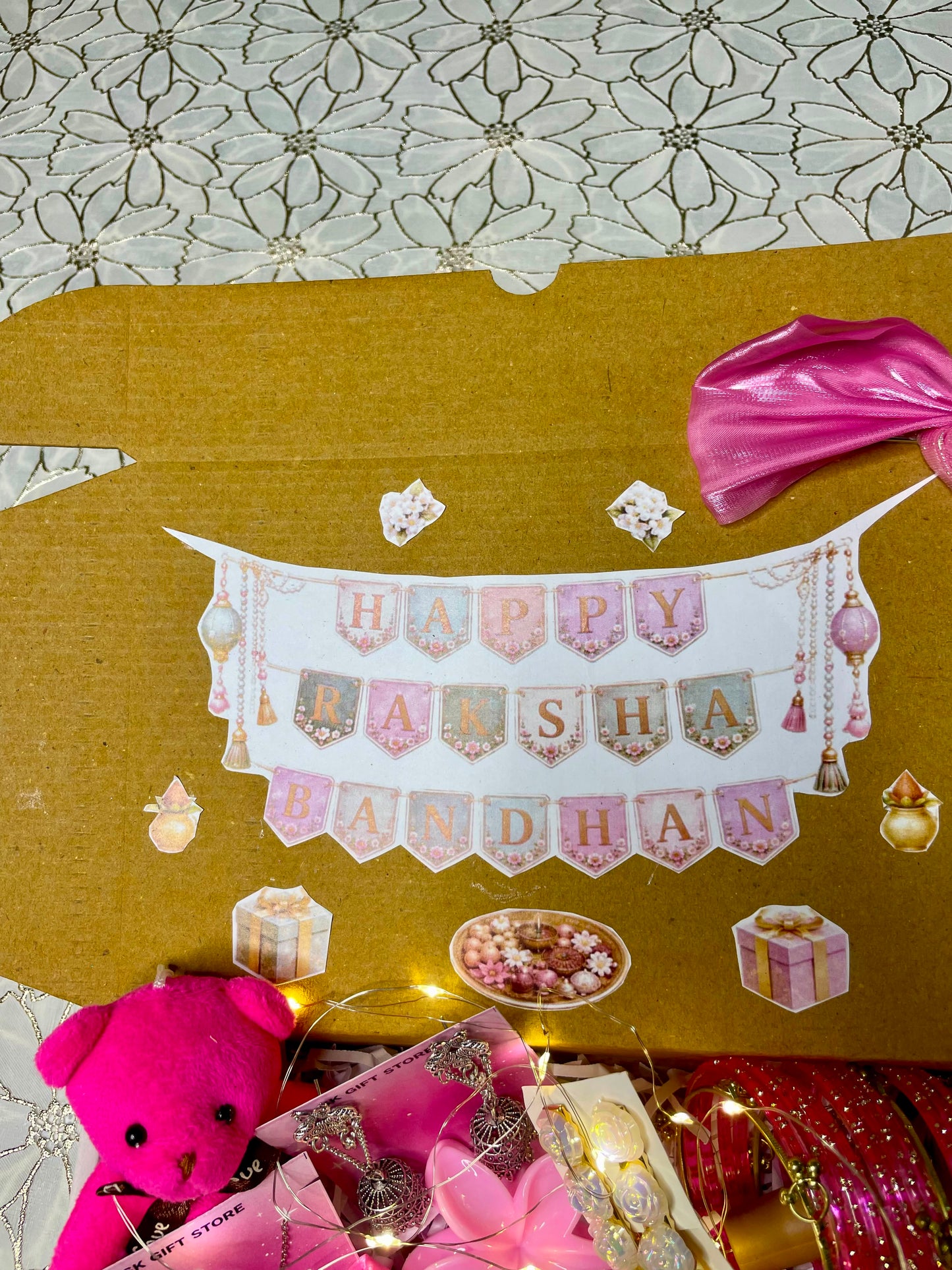 { Rakshabandhan } Hamper for your sister 🪞✨
