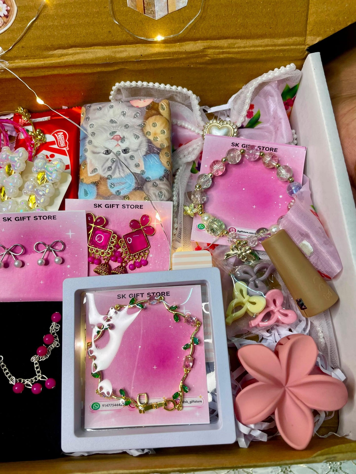 { Raksha Bandhan } Pink premium hamper ✨🪞🩷