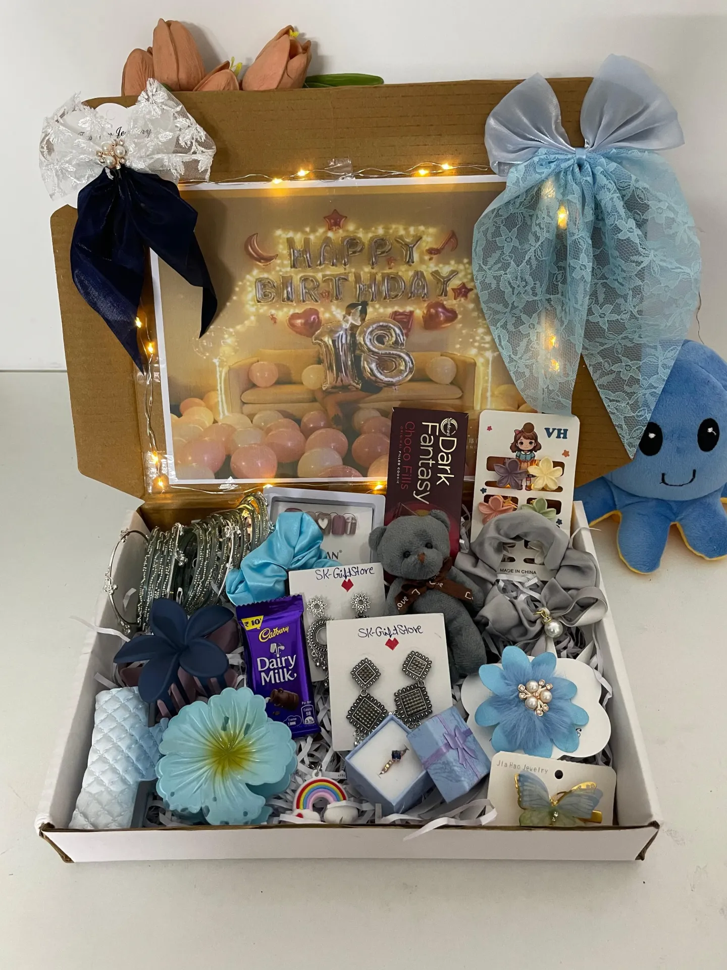 { Premium } Blue Theme Hamper 💙✨🥺 {18 to 25 Gift Hamper For Birthday } 🪞✨