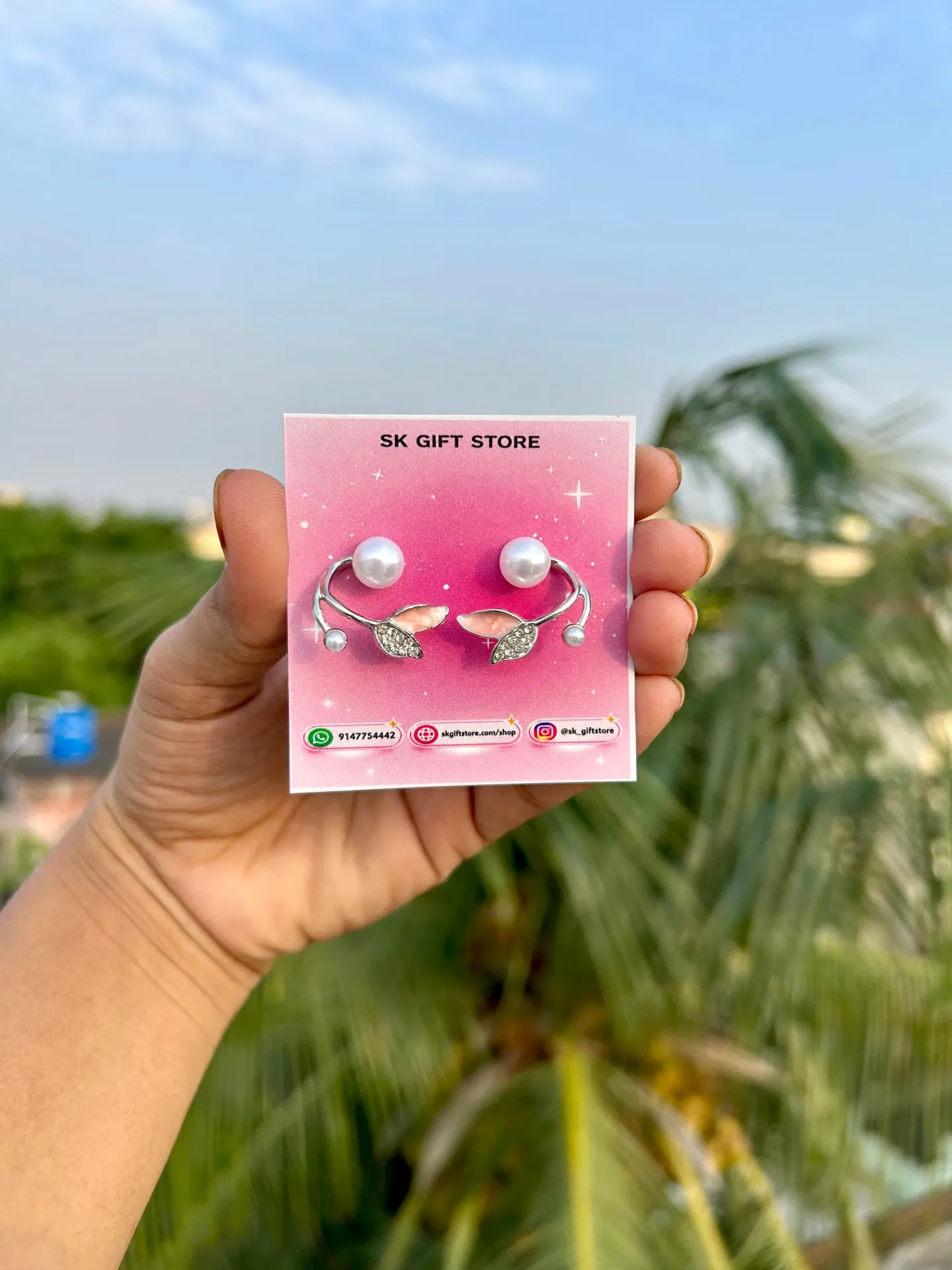 { Pink } Pearl  Studs ✨ 🩷