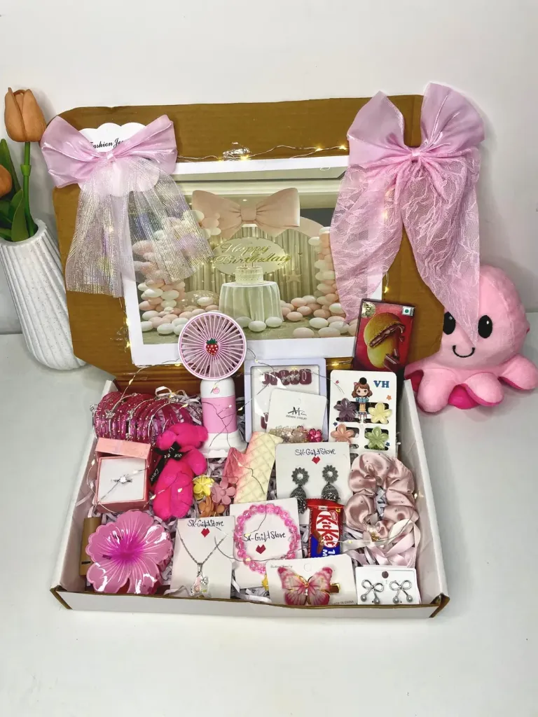 { Laxuary } Pink Theme Hamper 🩷✨🪞 { 18 to 25 Gift For Birthday Hamper } 🪞✨